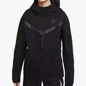 Nike Tech hoodie- Youth M - full zipper
